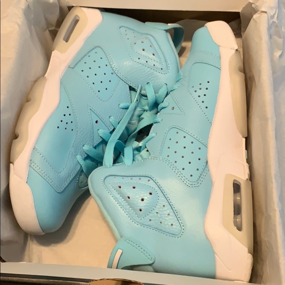 Jordan 6 Retro